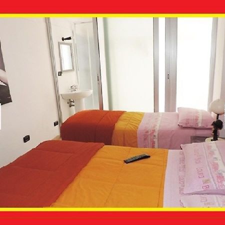 Bed & Breakfast Maricentro Taranto Bagian luar foto