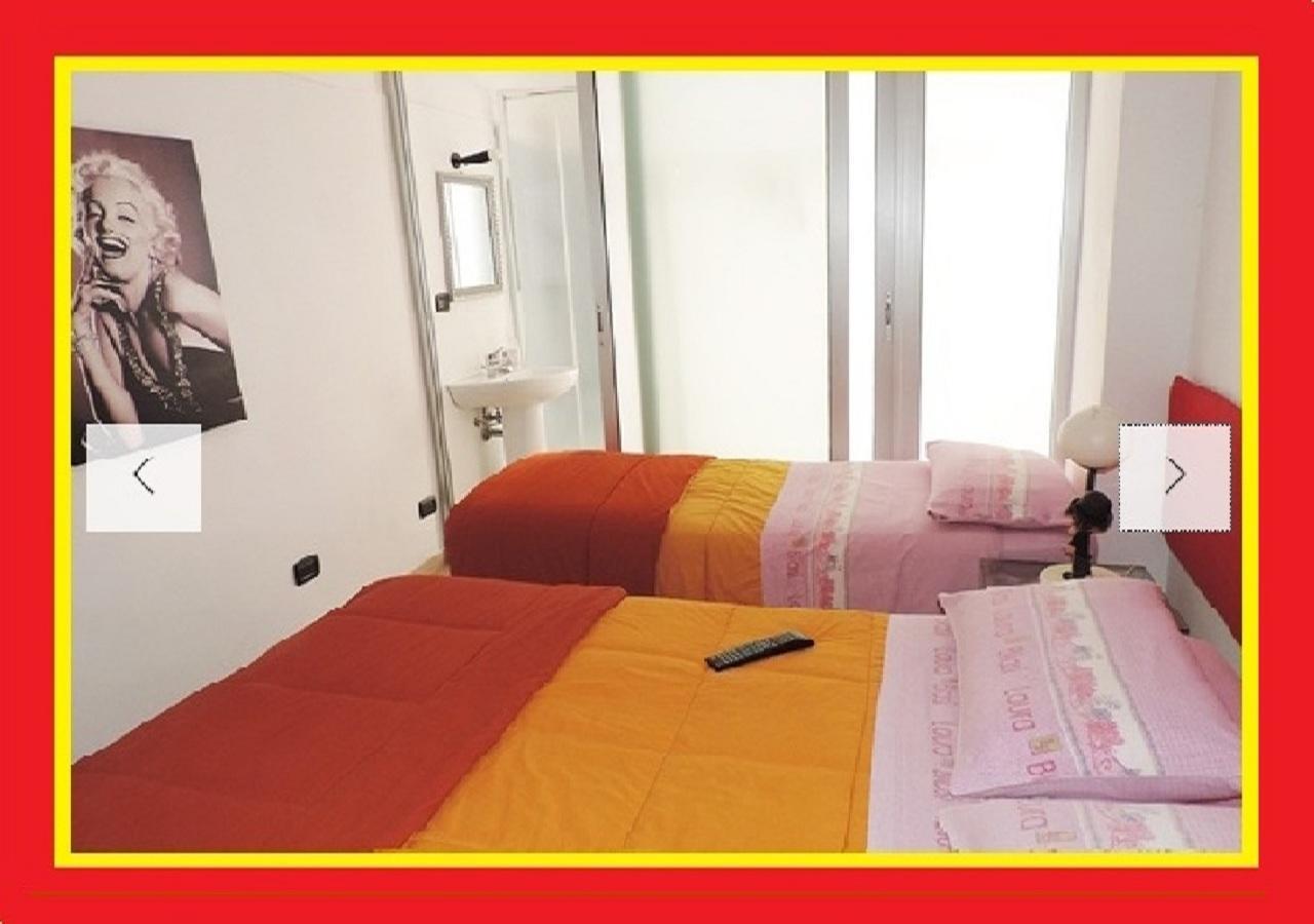 Bed & Breakfast Maricentro Taranto Bagian luar foto