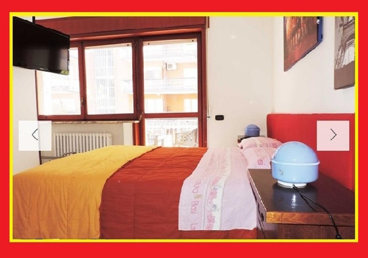 Bed & Breakfast Maricentro Taranto Bagian luar foto